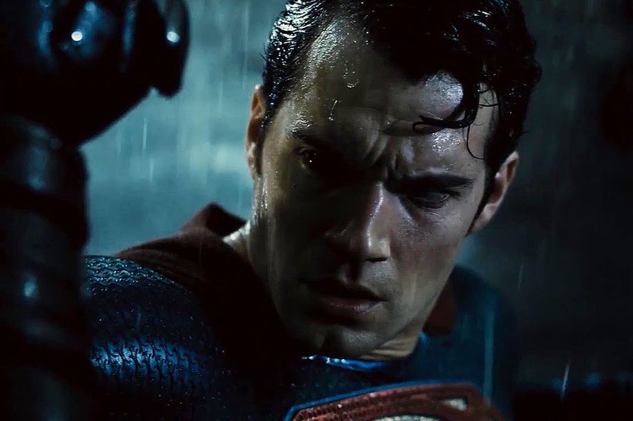 Justice League cast really want you to know that Superman is dead
