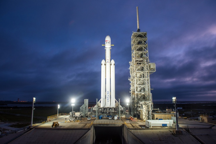 SpaceX can’t test launch Falcon Heavy while government is shut down