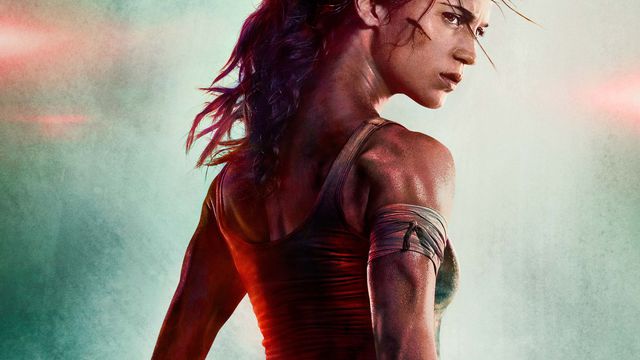 Tomb Raider trailer has Lara Croft scrambling to survive